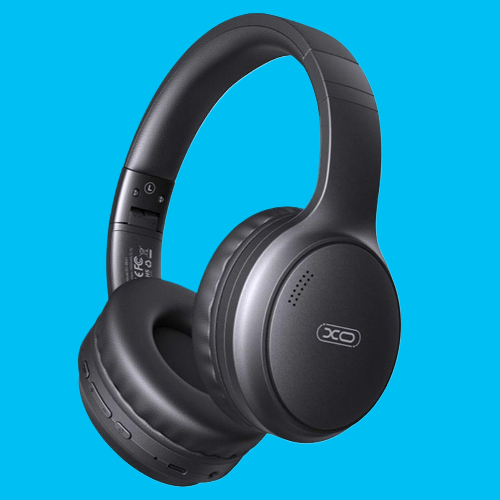 03 Headphone Black wireless over-ear headphones with plush ear cushions